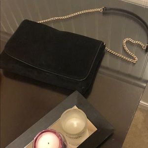 Hugo boss shoulder bag, comfortable and classy